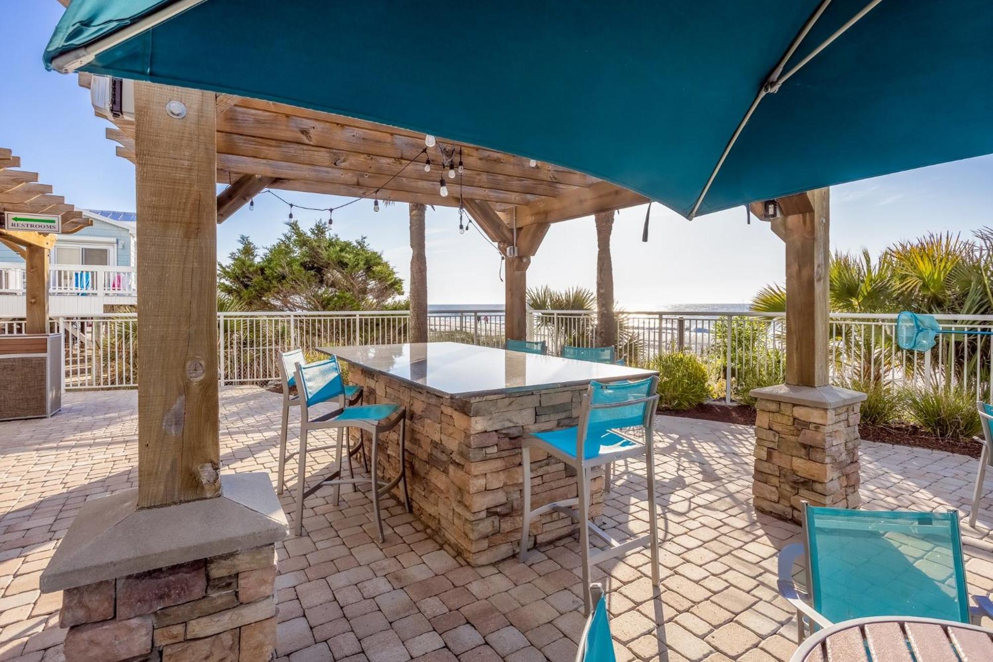 Holiday Inn Resort Oceanfront At Surfside Beach By Ihg Экстерьер фото